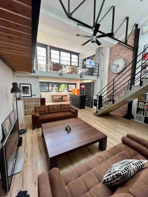 Rare ! Loft Atypique Centre-Ville Parking Jardin Reims Esterno foto